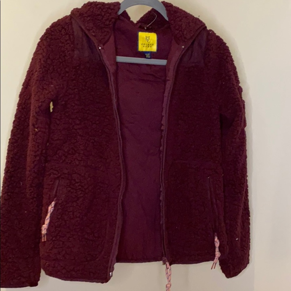Maroon fleece zip with hood